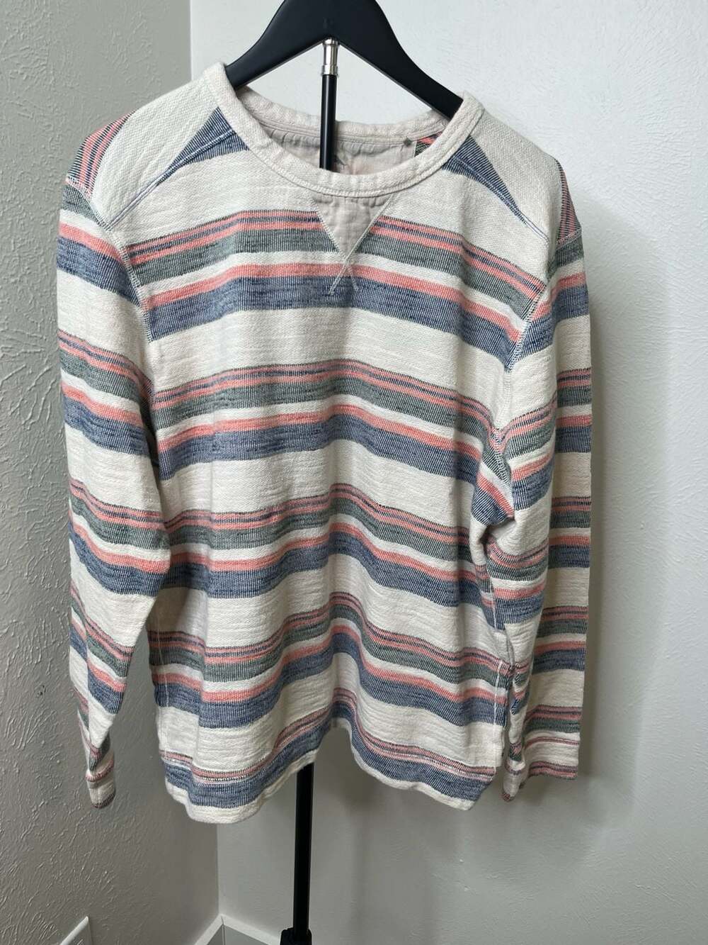 Tommy Bahama Striped Long Sleeve Pullover Sweatshirt Coastal Casual Preppy Top